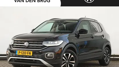 Zwart Occasion 2022 VW T-Cross United SUV | € 21.395 (Eerlijke prijs)
