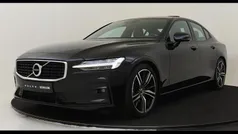 Gebruikt 2020 Volvo S60 R-Design Sedan | € 30.890 (Eerlijke prijs)