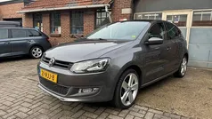 Grijs (metallic) Gebruikt 2011 VW Polo Highline Hatchback | € 9.750 (Eerlijke prijs)
