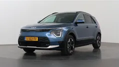 Blauw Gebruikt 2023 Kia e-Niro SUV | € 35.435 (Eerlijke prijs)