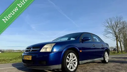 Blauw Gebruikt 2003 Opel Vectra Sedan | € 1.295 (Eerlijke prijs)
