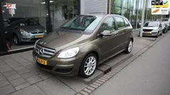 Bruin Gebruikt 2010 Mercedes B160 Business MPV | € 4.950 (Eerlijke prijs)