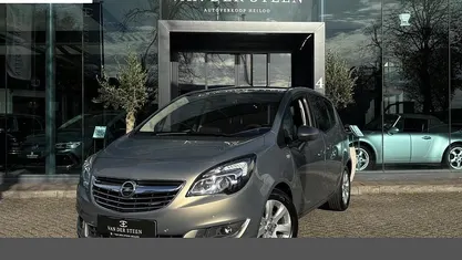 Bruin Gebruikt 2015 Opel Meriva Cosmo MPV | € 9.545 (Eerlijke prijs)