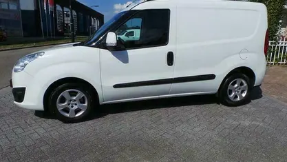 Occasion 2019 Opel Combo Sport MPV | € 4.450 (Eerlijke prijs)