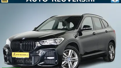 Wit Occasion 2022 BMW X1 M Sport SUV | € 29.900 (Goede deal)