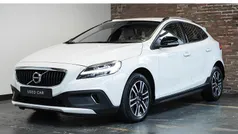 Wit Gebruikt 2018 Volvo V40 Performance Hatchback | € 19.950 (Goede deal)