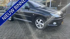 Zwart Gebruikt 2005 Peugeot 206 Griffe Stationwagen | € 999 (Goede deal)