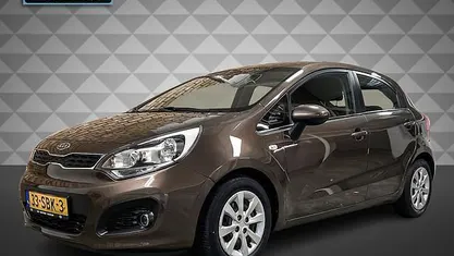 Occasion 2011 Kia Rio Comfort Hatchback | € 10.450 (Eerlijke prijs)