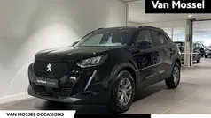 Zwart Gebruikt 2023 Peugeot 2008 Style SUV | € 23.735 (Eerlijke prijs)