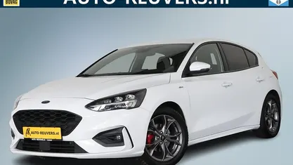 Wit Occasion 2021 Ford Focus ST-Line Hatchback | € 19.900 (Super prijs)