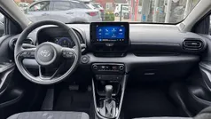 Gebruikt 2025 Toyota Yaris Hybrid Plus Hatchback | € 27.400 (Eerlijke prijs)