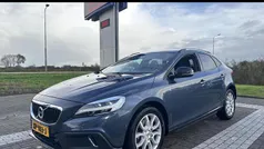 Blauw Gebruikt 2019 Volvo V40 CC Stationwagen | € 19.940 (Eerlijke prijs)