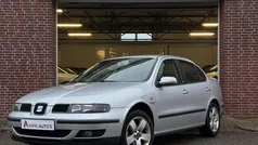 Grijs Gebruikt 2000 Seat Toledo Sport Sedan | € 850 (Super prijs)