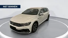 Wit Gebruikt 2022 VW Passat Business Stationwagen | € 29.740 (Eerlijke prijs)