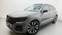 Grijs, metallic lak Gebruikt 2021 VW Touareg R SUV | € 54.949 (Eerlijke prijs)