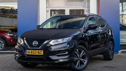 Zwart Gebruikt 2020 Nissan Qashqai 360º SUV | € 20.895 (Eerlijke prijs)