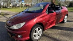 Rood Gebruikt 2004 Peugeot 206 CC Cabriolet | € 999 (Eerlijke prijs)