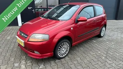 Occasion Chevrolet Kalos 94 PK (69 kW) 2007 Rood Hatchback