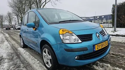 Gebruikt 2005 Renault Modus Authentique MPV | € 799 (Eerlijke prijs)