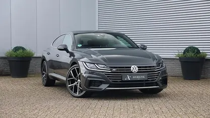 Grijs Gebruikt 2020 VW Arteon Exclusive Hatchback | € 24.450 (Goede deal)