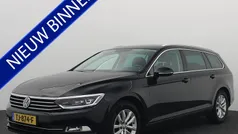 Zwart Gebruikt 2018 VW Passat Comfortline Stationwagen | € 18.183 (Goede deal)