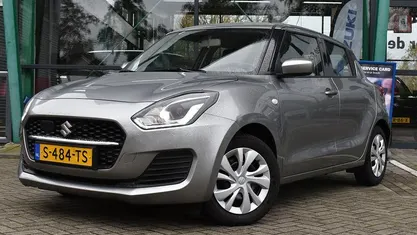 Occasion 2023 Suzuki Swift Comfort Hatchback | € 16.799 (Eerlijke prijs)