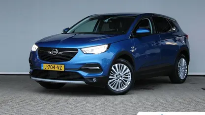 Blauw Gebruikt 2020 Opel Grandland X Innovation SUV | € 20.395 (Eerlijke prijs)