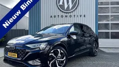 Zwart Gebruikt 2023 Audi Q8 e-tron Sport SUV | € 49.999 (Duur)