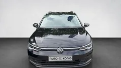 Zwart Gebruikt 2024 VW Golf VIII Move Stationwagen | € 29.979 (Eerlijke prijs)