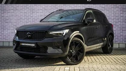 Gebruikt 2025 Volvo XC40 Plus SUV | € 46.394 (Eerlijke prijs)