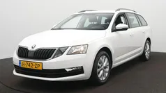 Wit Gebruikt 2020 Skoda Octavia Business Line Stationwagen | € 17.295 (Eerlijke prijs)