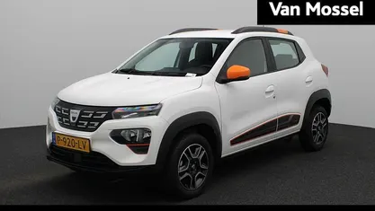 Occasion Dacia Spring Comfort Plus 33 kW (45 PK) 2022 Wit Hatchback