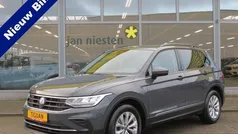Gebruikt 2023 VW Tiguan Life SUV | € 35.950 (Eerlijke prijs)