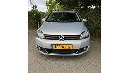 Grijs Occasion 2013 VW Golf Plus Cross MPV | € 4.000 (Goede deal)