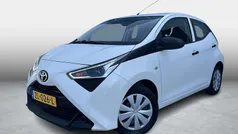 Wit Gebruikt 2019 Toyota Aygo Hatchback | € 9.499 (Eerlijke prijs)