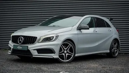 Grijs Gebruikt 2014 Mercedes A250 AMG Hatchback | € 18.750 (Eerlijke prijs)