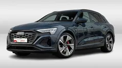 Blauw Gebruikt 2023 Audi Q8 e-tron Design SUV | € 57.950 (Super prijs)
