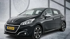 Zwart Gebruikt 2019 Peugeot 208 Hatchback | € 11.490 (Eerlijke prijs)