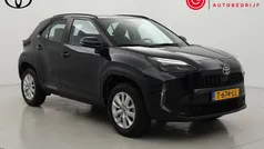 Zwart Gebruikt 2023 Toyota Yaris Cross Active SUV | € 26.999 (Goede deal)