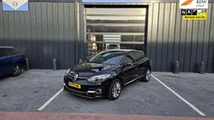 Zwart Gebruikt 2014 Renault Mégane III Bose Edition Hatchback | € 6.950 (Eerlijke prijs)