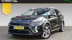 Zwart, metallic lak Gebruikt 2020 Kia e-Niro SUV | € 20.900 (Super prijs)