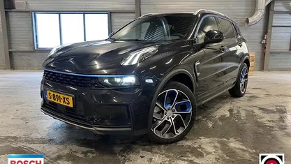 Zwart Gebruikt 2023 Lynk & Co 01 SUV | € 27.900 (Eerlijke prijs)