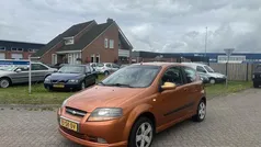 Oranje Gebruikt 2006 Chevrolet Kalos Hatchback | € 1.475 (Eerlijke prijs)