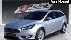 Grijs Gebruikt 2017 Ford Focus Stationwagen | € 9.445 (Eerlijke prijs)
