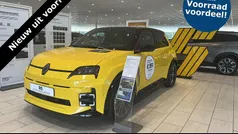 Geel Nieuw 2025 Renault R5 Iconic Hatchback | € 31.565 (Eerlijke prijs)
