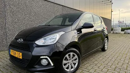 Occasion 2014 Hyundai i10 Comfort Hatchback | € 6.250 (Eerlijke prijs)
