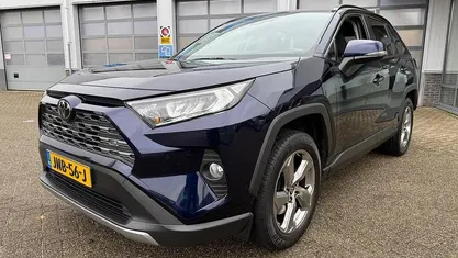 Blauw Gebruikt 2021 Toyota RAV4 SUV | € 27.990 (Super prijs)
