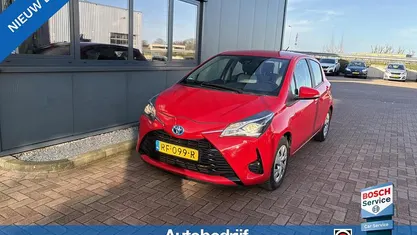 Occasion 2017 Toyota Yaris Hybrid Hatchback | € 13.450 (Eerlijke prijs)