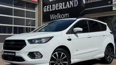 Gebruikt 2017 Ford Kuga ST-Line SUV | € 21.250 (Eerlijke prijs)