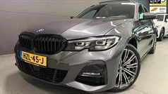 Grijs Gebruikt 2022 BMW 330 M Sport Stationwagen | € 32.950 (Eerlijke prijs)